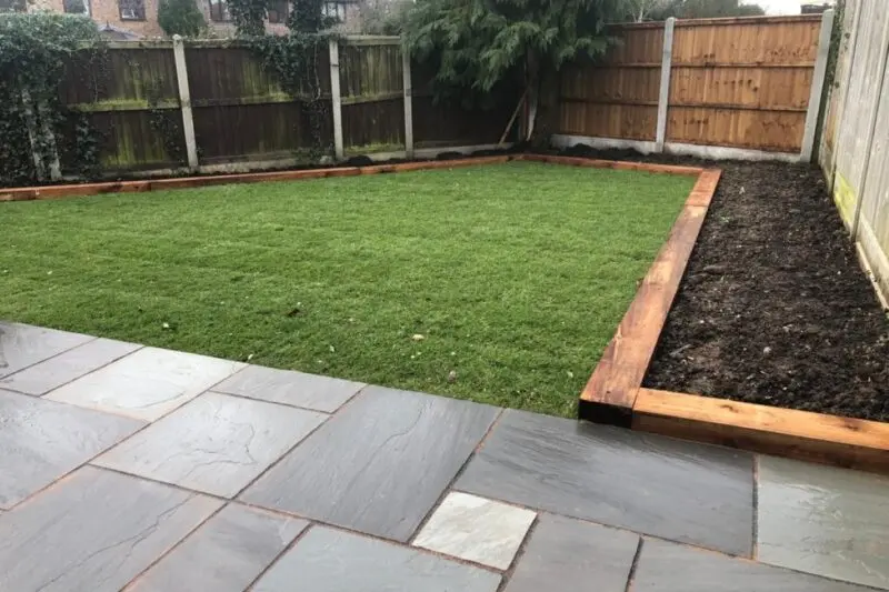 Patios Saltney
